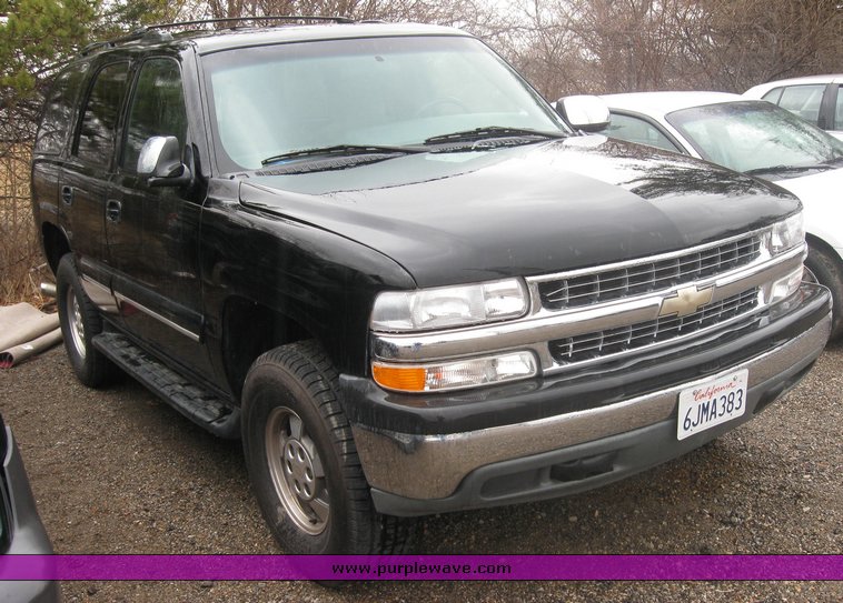 image for item 2100 2001 Chevrolet Tahoe K1500
