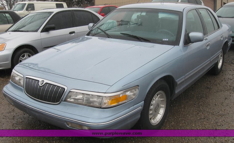 image for item 2101 1997 Mercury Grand Marquis LS