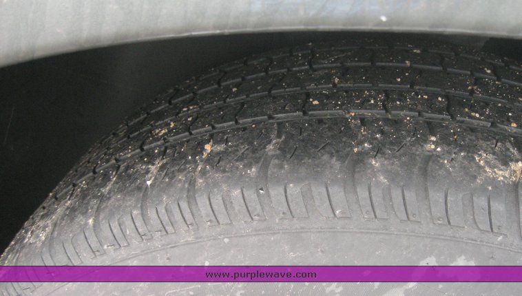 image for item 2102 2003 Dodge Intrepid SE