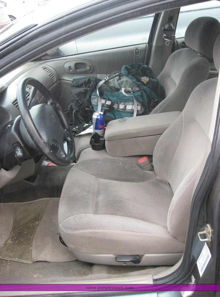 image for item 2102 2003 Dodge Intrepid SE