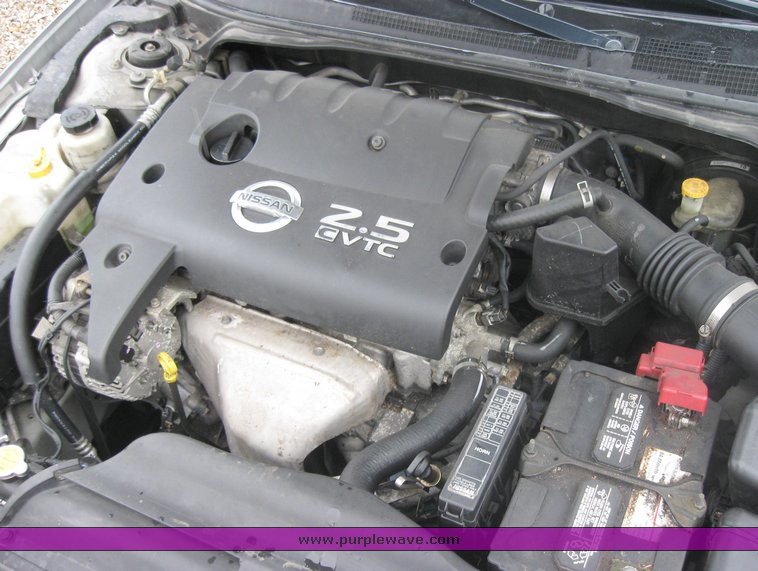 image for item 2103 2002 Nissan Altima