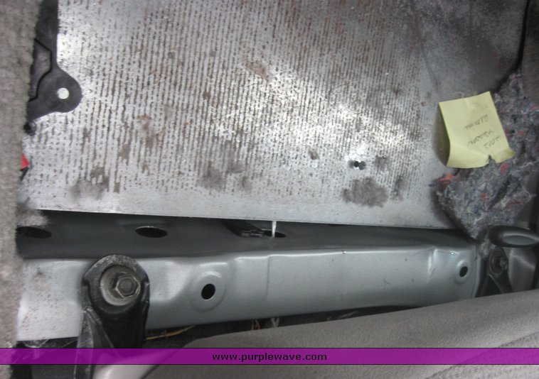 image for item 2103 2002 Nissan Altima