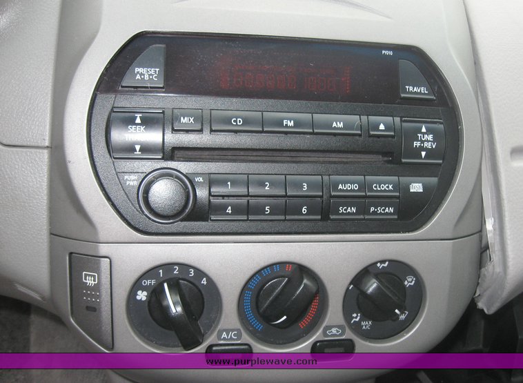 image for item 2103 2002 Nissan Altima