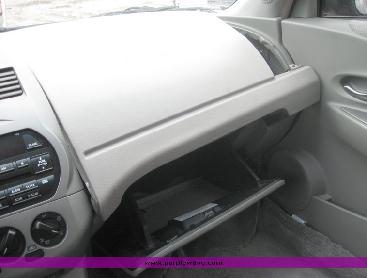image for item 2103 2002 Nissan Altima