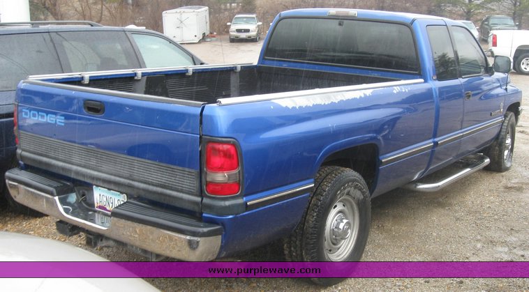 image for item 2104 1996 Dodge Ram 2500 Laramie SLT