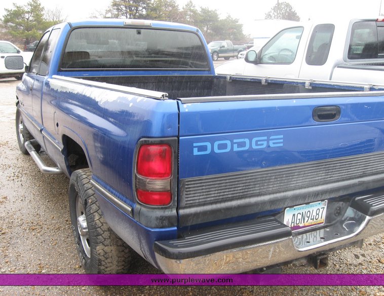 image for item 2104 1996 Dodge Ram 2500 Laramie SLT