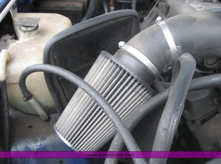 image for item 2104 1996 Dodge Ram 2500 Laramie SLT