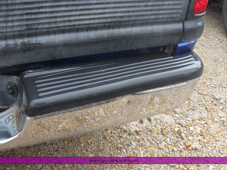 image for item 2104 1996 Dodge Ram 2500 Laramie SLT