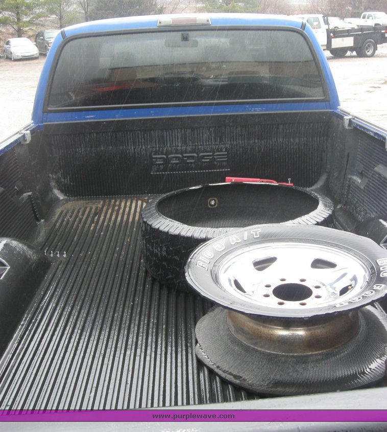 image for item 2104 1996 Dodge Ram 2500 Laramie SLT