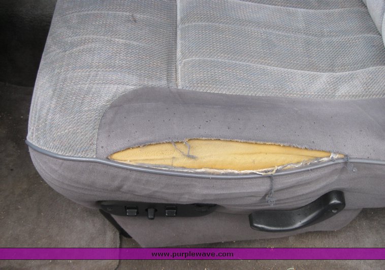 image for item 2104 1996 Dodge Ram 2500 Laramie SLT