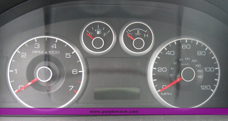 image for item 2105 2006 Ford Fusion SE