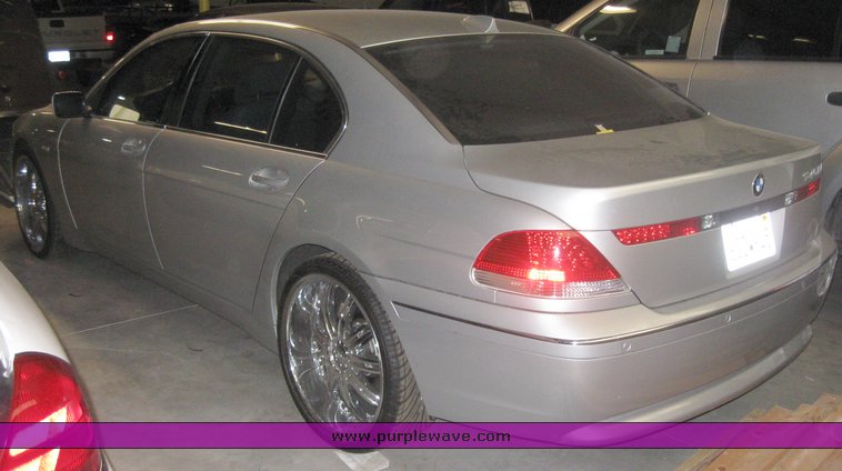 image for item 2106 2005 BMW 745LI