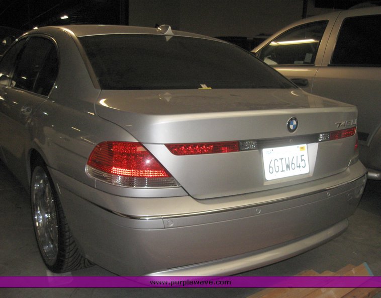 image for item 2106 2005 BMW 745LI