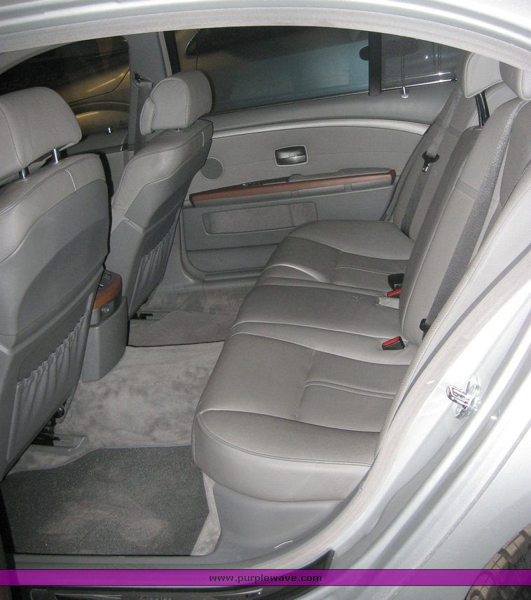 image for item 2106 2005 BMW 745LI