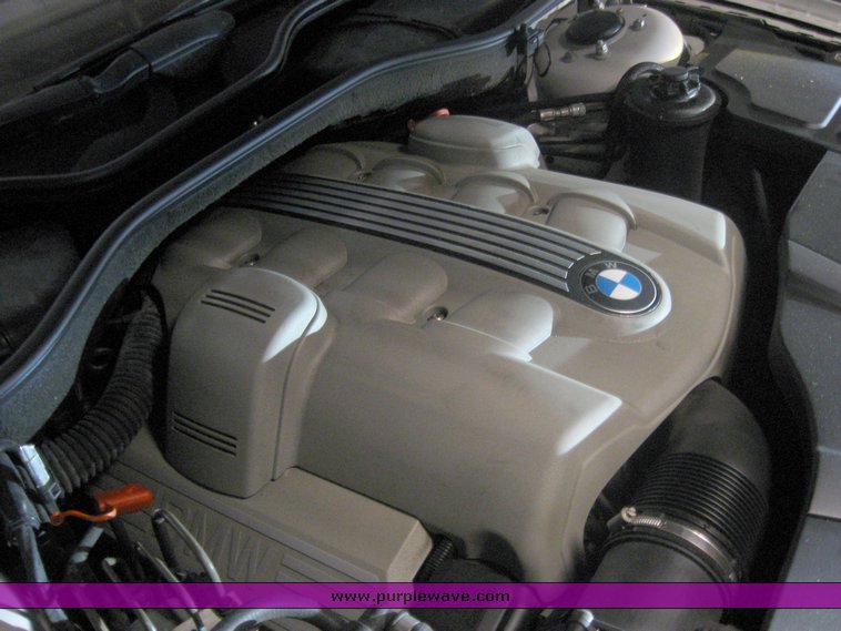 image for item 2106 2005 BMW 745LI