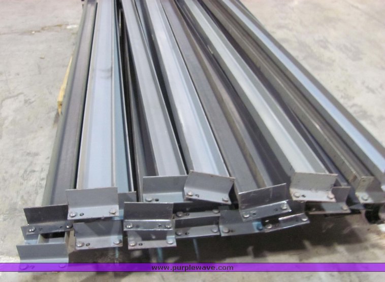 image for item 3191 Assorted pallet racking