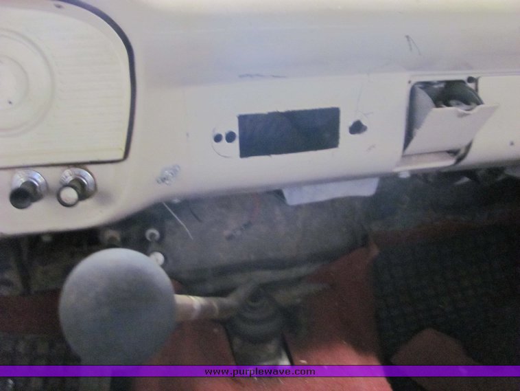 image for item 3196 1965 Ford F-250