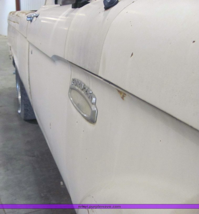 image for item 3196 1965 Ford F-250