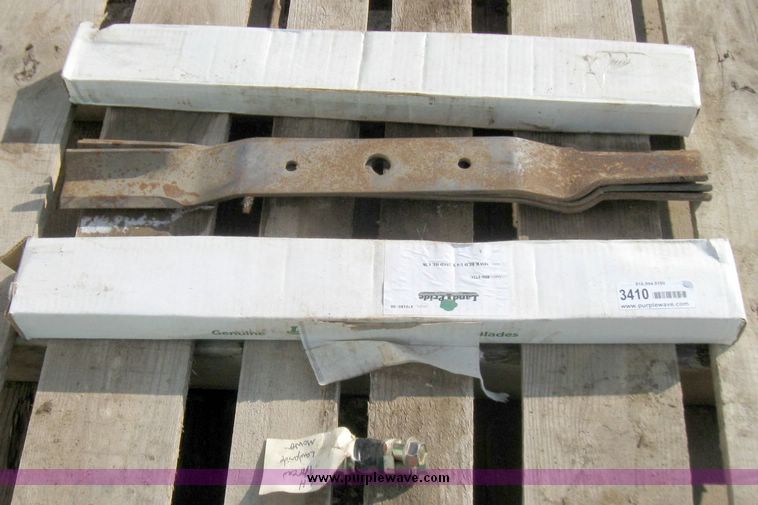 image for item 3410 (9) Land Pride mower blades