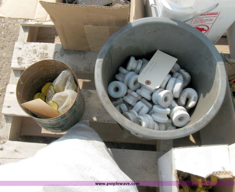 image for item 3416 Assorted electric fence supplies