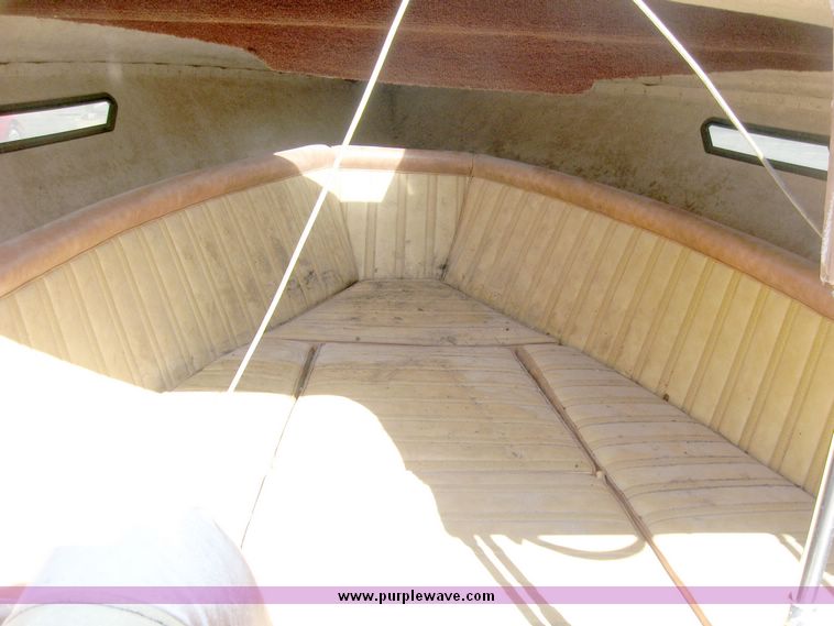 image for item 3749 1981 Webbcraft 2300 ski boat