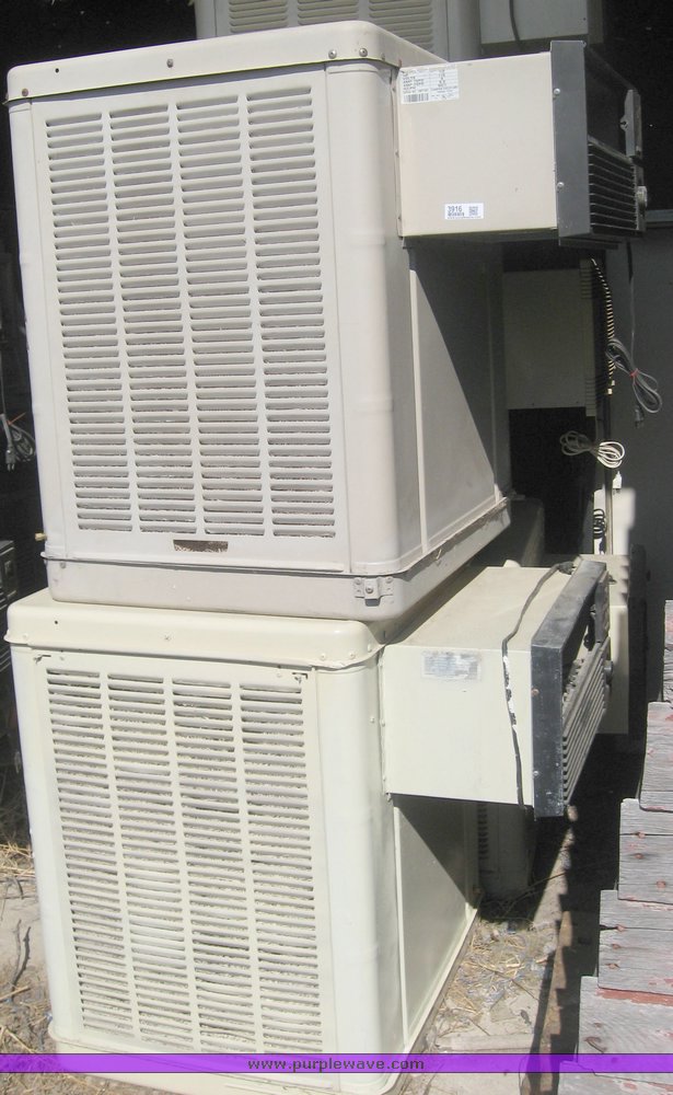 image for item 3916 (11) assorted water coolers