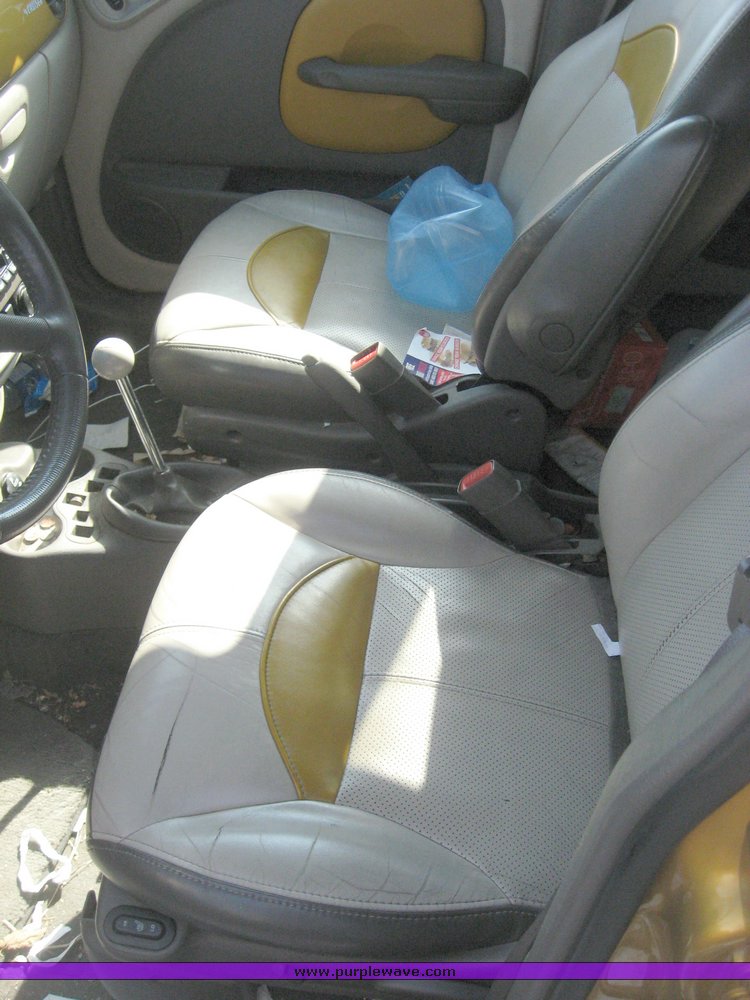 image for item 3919 2002 Chrysler PT Cruiser