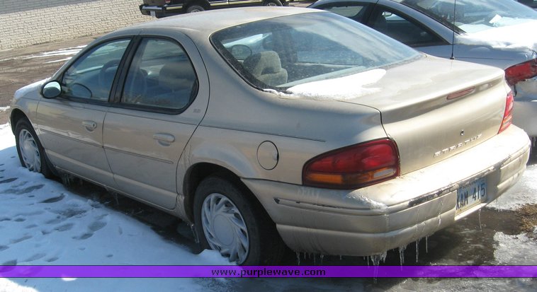 image for item 3920 1998 Dodge Stratus ES
