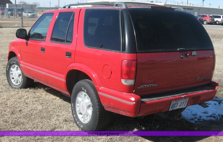 image for item 3926 1996 GMC Jimmy