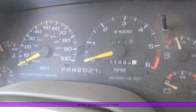 image for item 3926 1996 GMC Jimmy