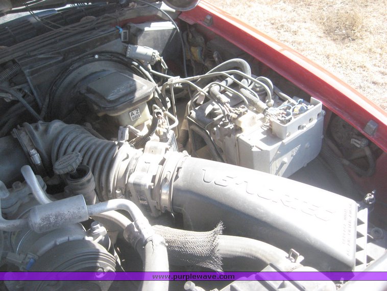 image for item 3926 1996 GMC Jimmy