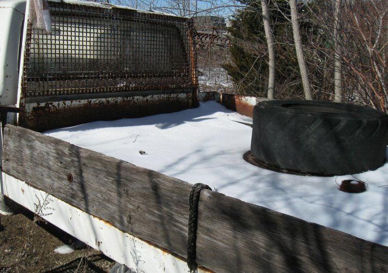 image for item 5312 1976 Ford flatbed pickup