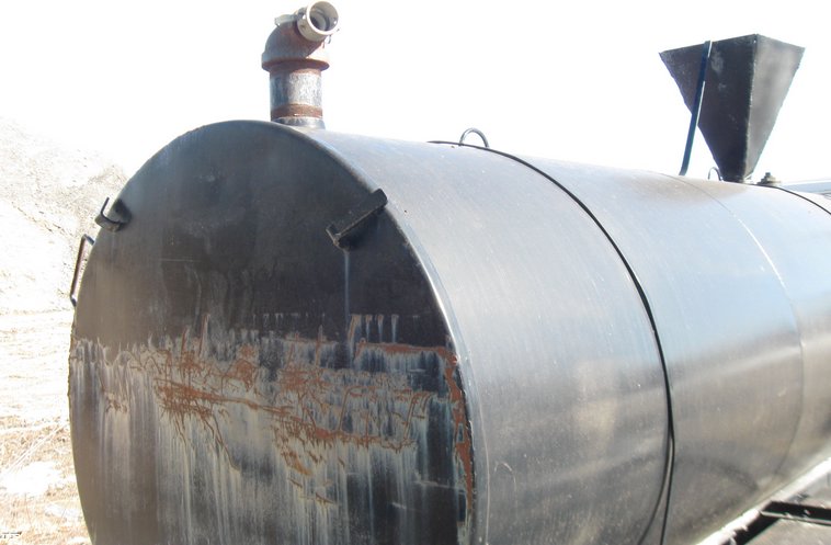 image for item 5314 1977 International Load Star 1800 water truck