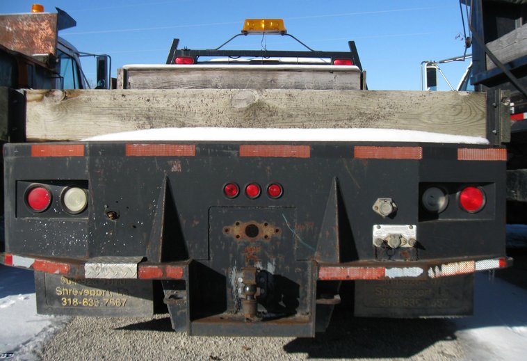 image for item 5316 1995 Ford F350 Super Duty flatbed pickup