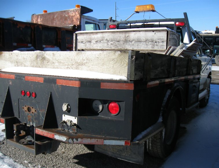 image for item 5316 1995 Ford F350 Super Duty flatbed pickup