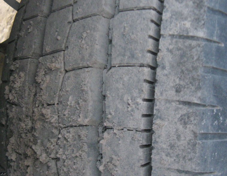 image for item 5316 1995 Ford F350 Super Duty flatbed pickup