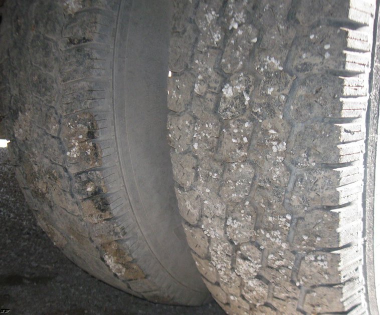 image for item 5316 1995 Ford F350 Super Duty flatbed pickup