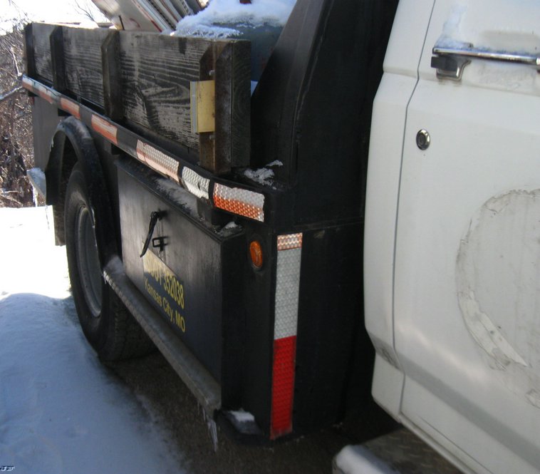 image for item 5316 1995 Ford F350 Super Duty flatbed pickup