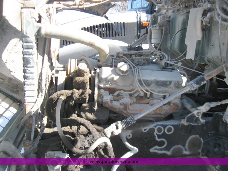 image for item 5318 1976 Ford dump truck