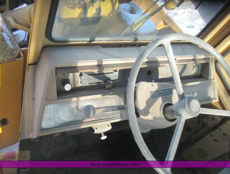 image for item 5436 Ford FZ511V wheel loader