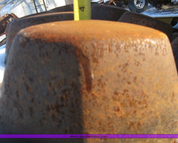 image for item 5437 Raygo vibratory compactor roller