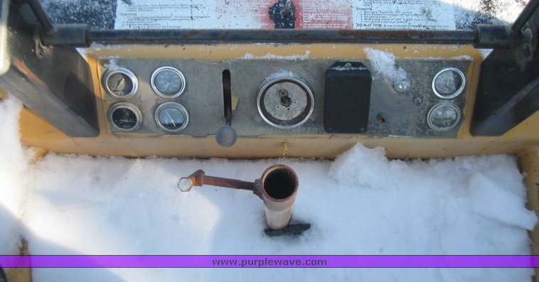 image for item 5438 Hyster C615B vibratory roller