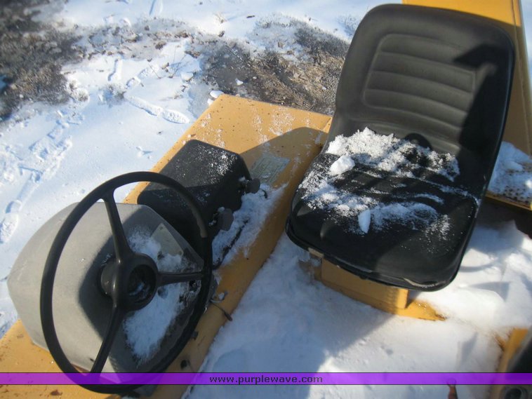 image for item 5438 Hyster C615B vibratory roller