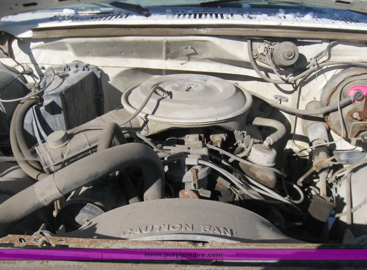 image for item 5439 1983 Ford F350 pickup