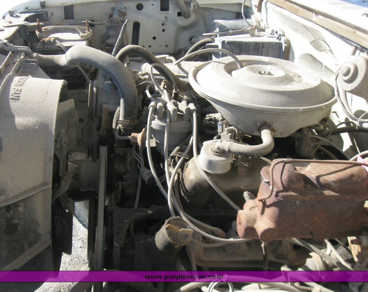 image for item 5439 1983 Ford F350 pickup