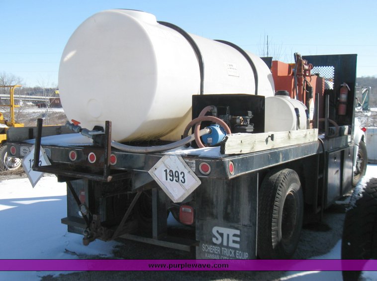 image for item 5440 1971 Chevrolet C/60 service truck