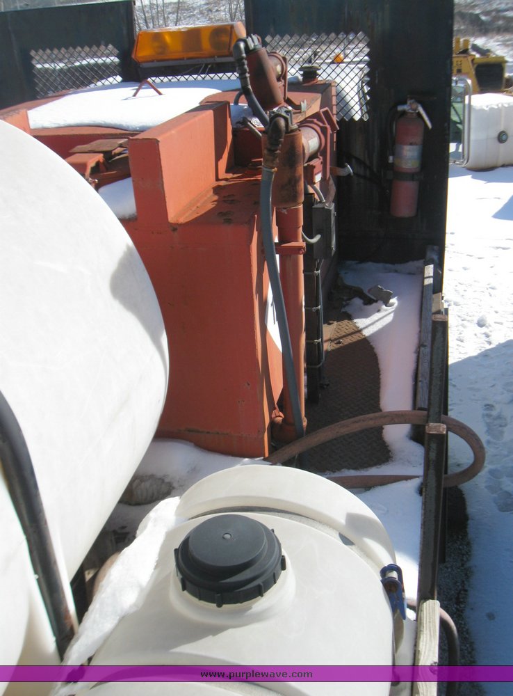 image for item 5440 1971 Chevrolet C/60 service truck