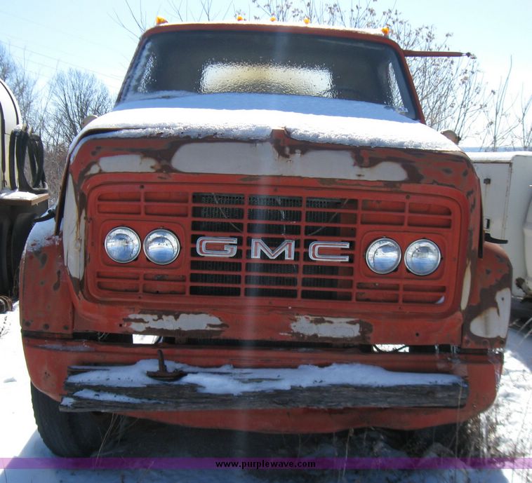 image for item 5446 1967 GMC water truck
