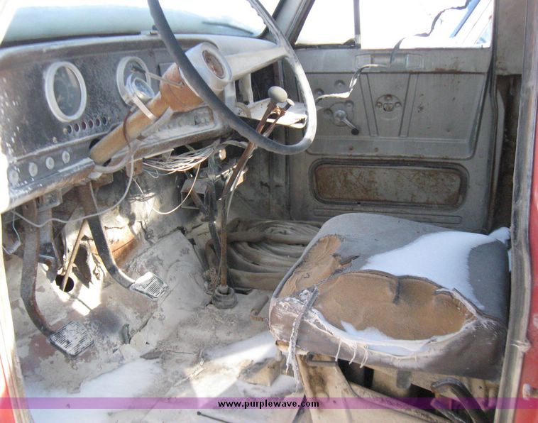 image for item 5446 1967 GMC water truck