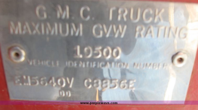 image for item 5446 1967 GMC water truck